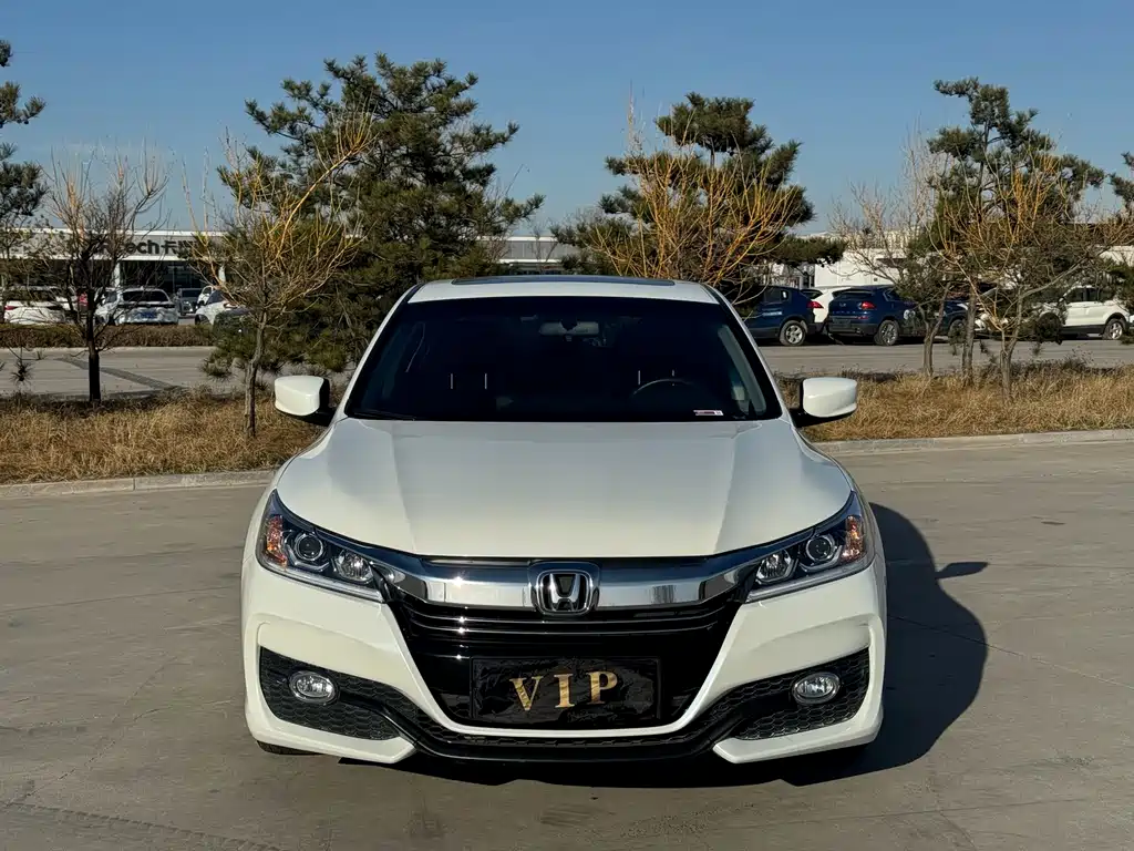 Accord 2016 2.0L Elite Edition купить на сайте DeffCars