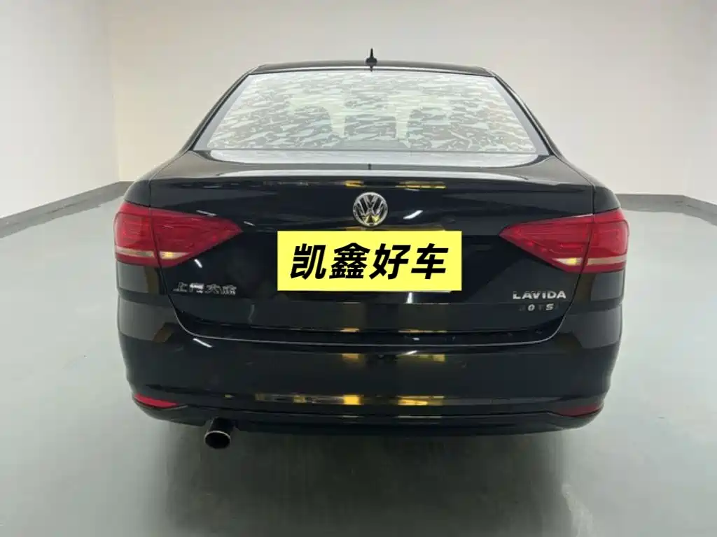 Lavida 2017 1.6L Manual Fashion Edition купить на сайте DeffCars