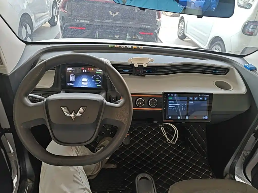 Hongguang MINIEV 2020 Yuexiang model ternary lithium купить на сайте DeffCars