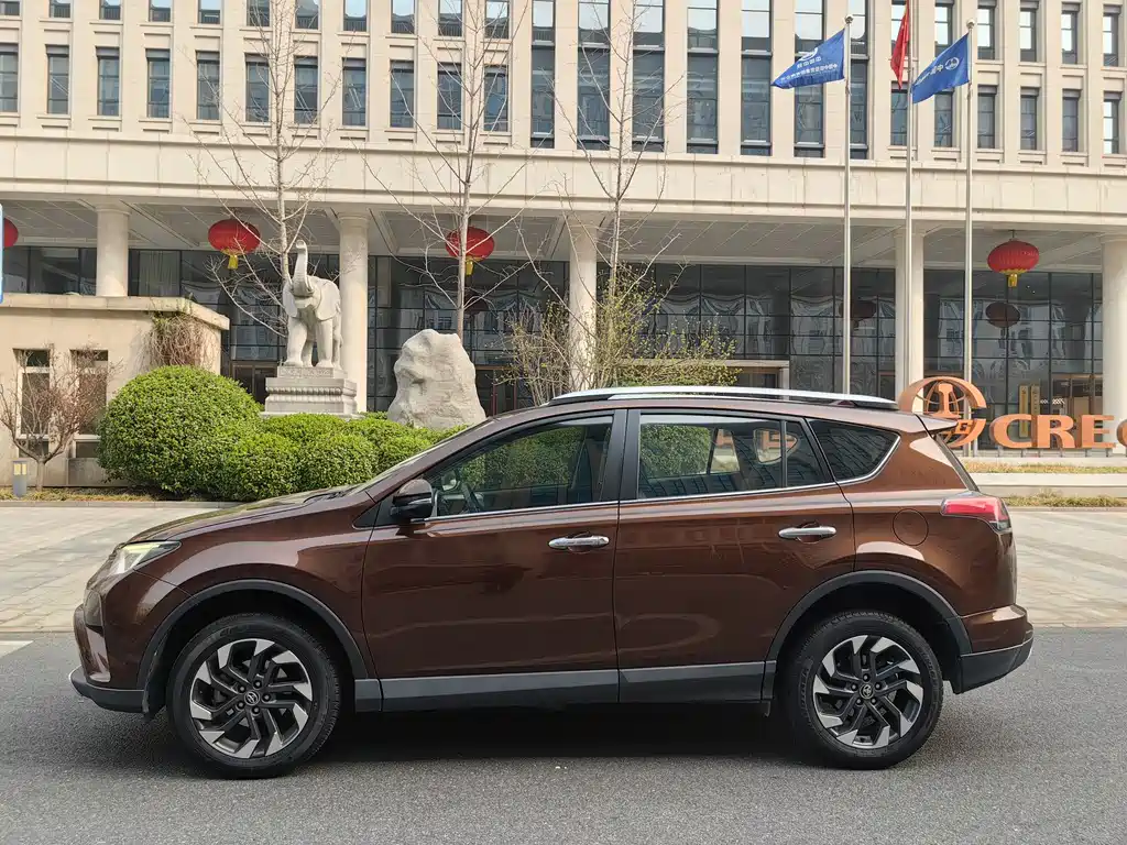 RAV4 Rongfang 2018 2.5L automatic four-wheel drive Elite i version купить на сайте DeffCars