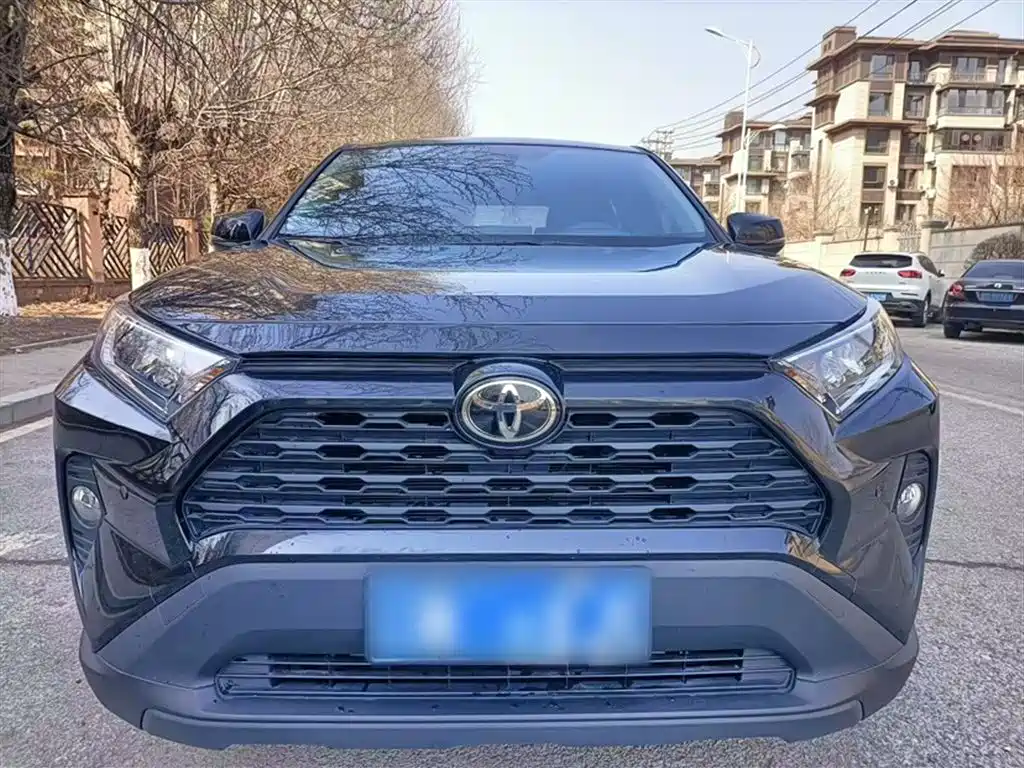 RAV4 Rongfang 2022 2.0L CVT two-wheel drive urban version купить на сайте DeffCars