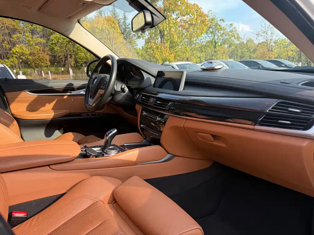 BMW X6 2015 xDrive35i luxury model купить на сайте DeffCars