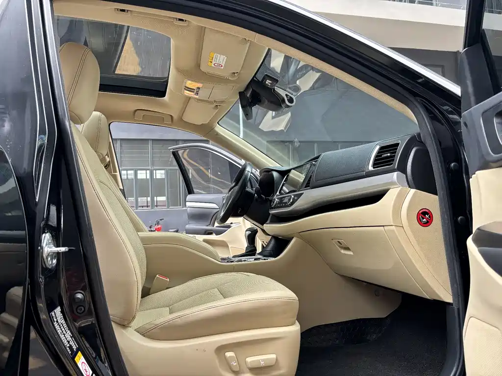 Highlander 2018 2.0T four-wheel drive luxury version, 7 seats, National VI купить на сайте DeffCars