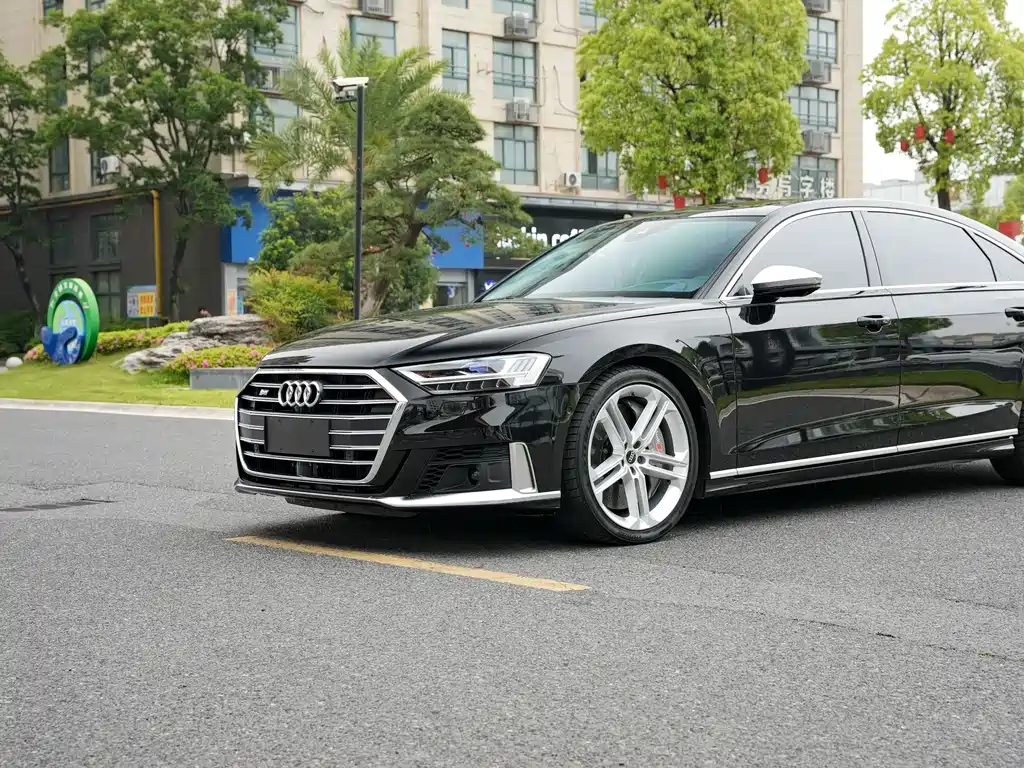 Audi S8 2021 S8L 4.0TFSI quattro купить на сайте DeffCars