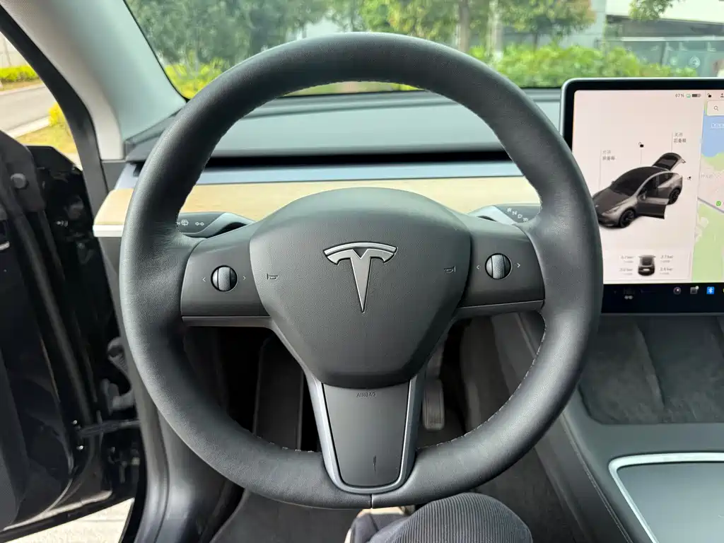 Model Y 2021 standard range rear-wheel drive version купить на сайте DeffCars
