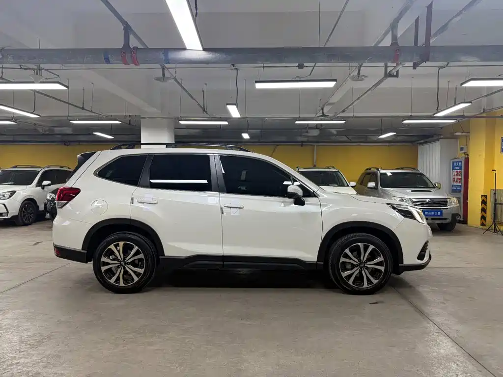Forester 2024 2.5i AWD Premium Edition EyeSight купить на сайте DeffCars
