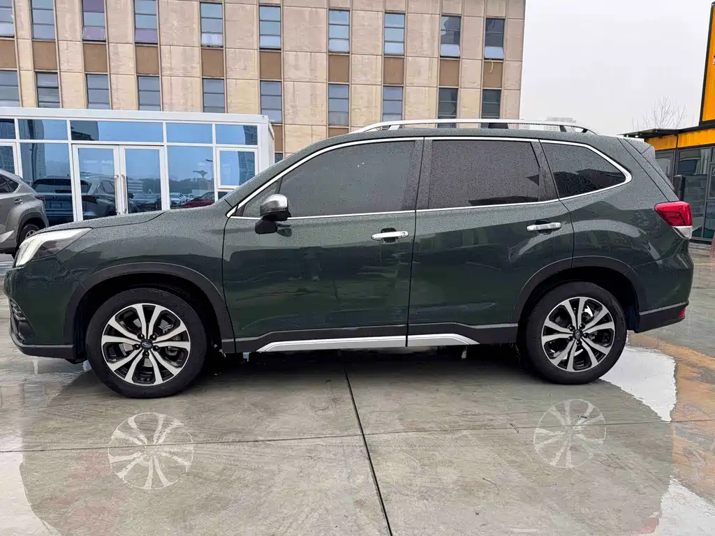 Forester 2022 2.0i AWD Ultimate EyeSight купить на сайте DeffCars