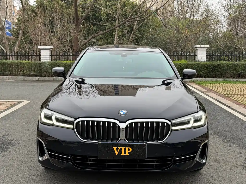 BMW 5 Series 2022 Facelift 2 530Li Exclusive Luxury Package купить на сайте DeffCars