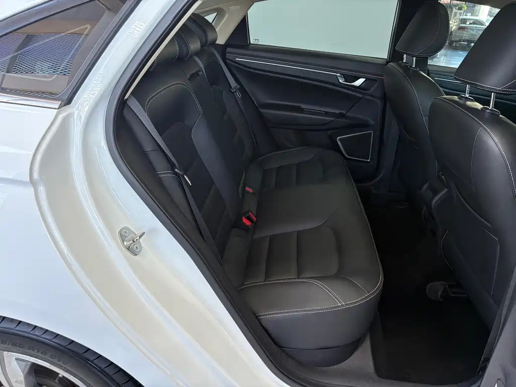 Emgrand GL 2018 1.8L DCT Elite Intelligent Connected Model купить на сайте DeffCars