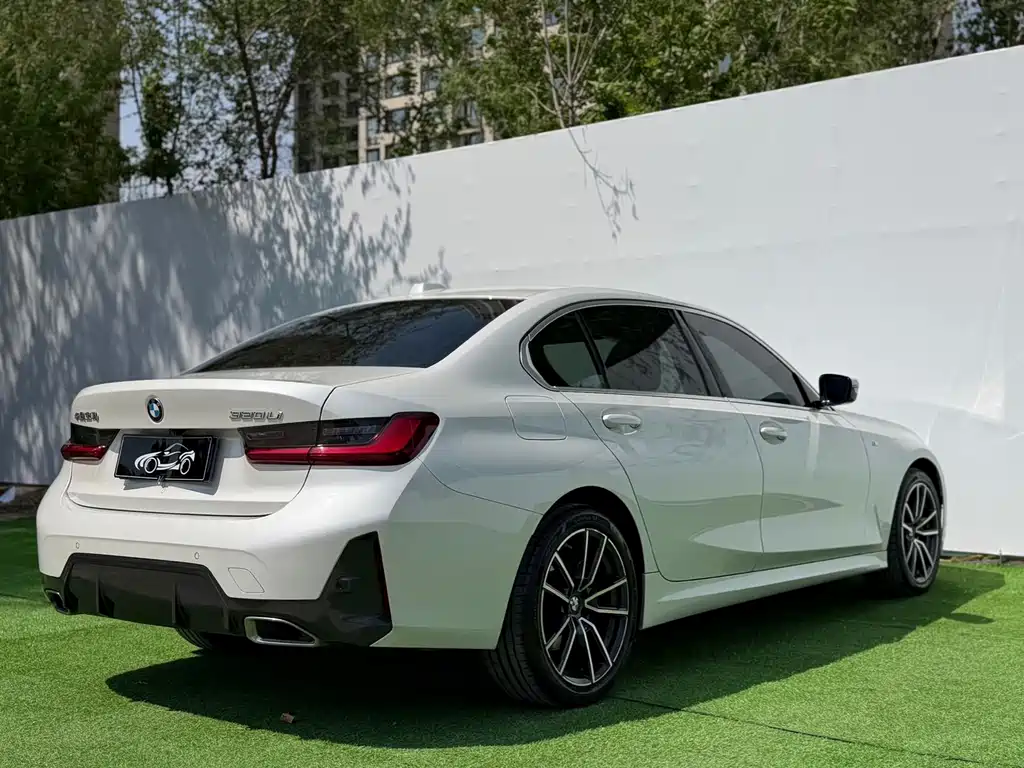 BMW 3 Series 2023 320Li M Sports Package купить на сайте DeffCars