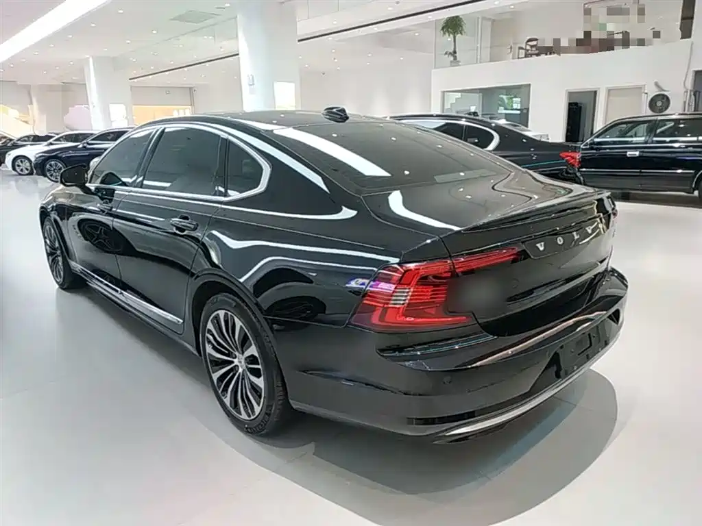 Volvo S90 2024 B5 Zhiyi Luxury Edition купить на сайте DeffCars
