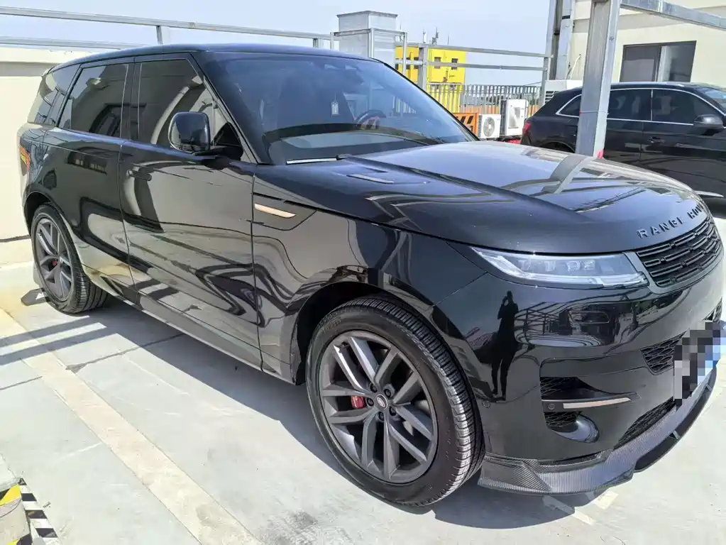 Range Rover Sport 2025 400PS Dynamic SE купить на сайте DeffCars