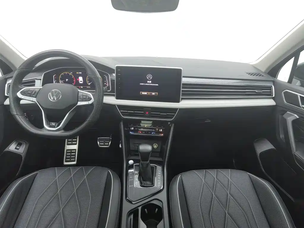 Tiguan L 2024 330TSI automatic two-wheel drive R-Line version купить на сайте DeffCars