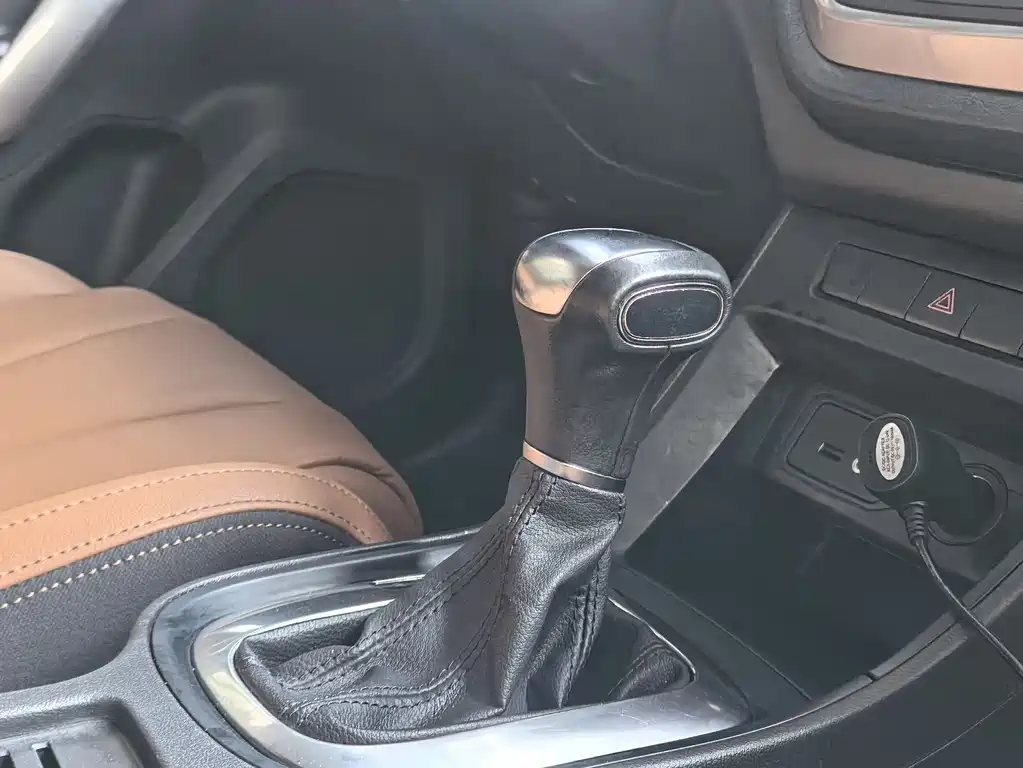 Ruixing 2016 1.5T Automatic Value Deluxe Edition купить на сайте DeffCars