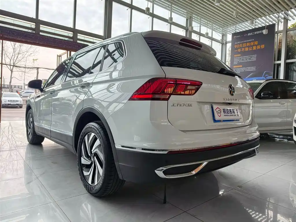 Tiguan L 2023 300TSI automatic two-wheel drive smart version купить на сайте DeffCars
