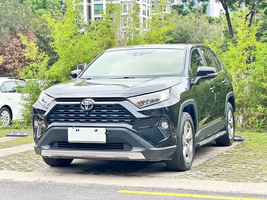 RAV4 Rongfang 2021 2.0L CVT two-wheel drive fashion version купить на сайте DeffCars