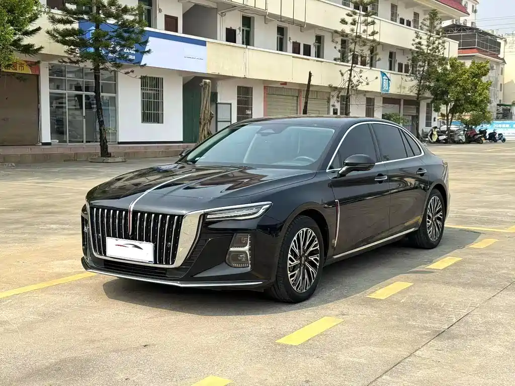 Hongqi H5 2023 1.5T DCT Zhilian Qiyue Edition купить на сайте DeffCars