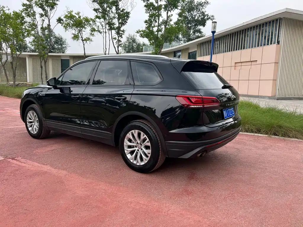 Touareg 2019 2.0TSI Navigation Edition Country VI купить на сайте DeffCars