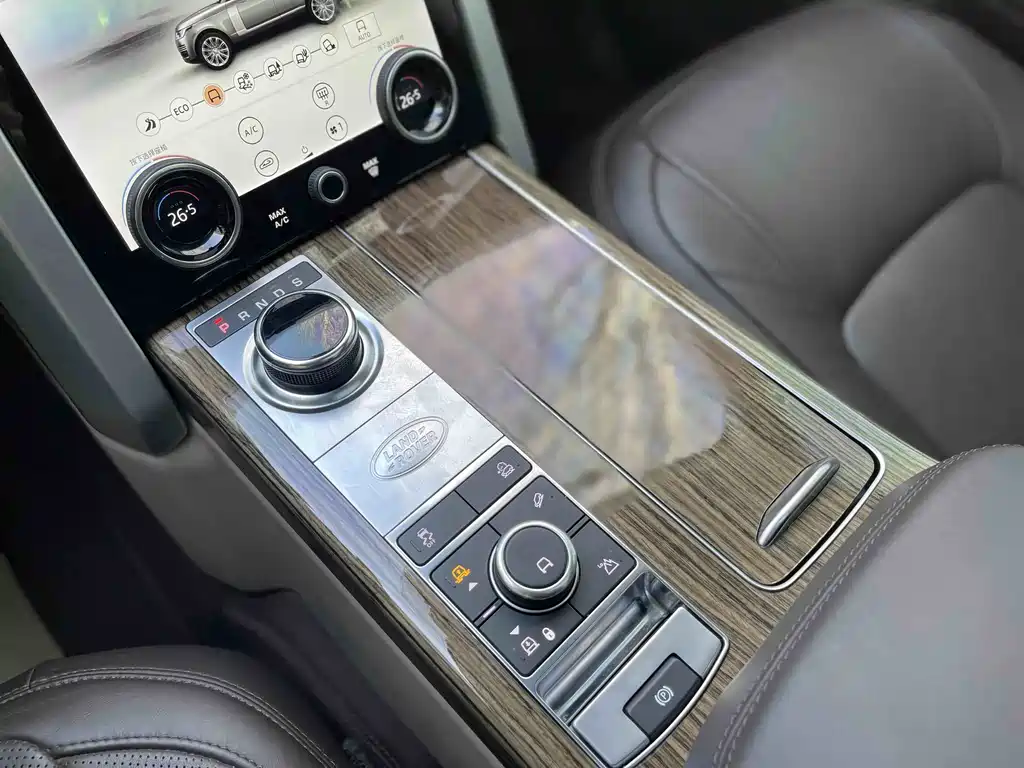 Range Rover 2019 3.0 SC V6 Legendary Extended Edition купить на сайте DeffCars