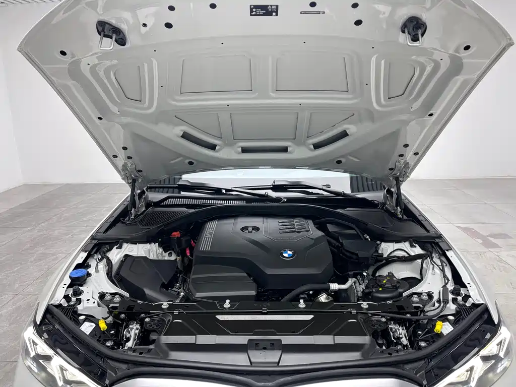 BMW 3 Series 2024 325Li M Sports Package купить на сайте DeffCars
