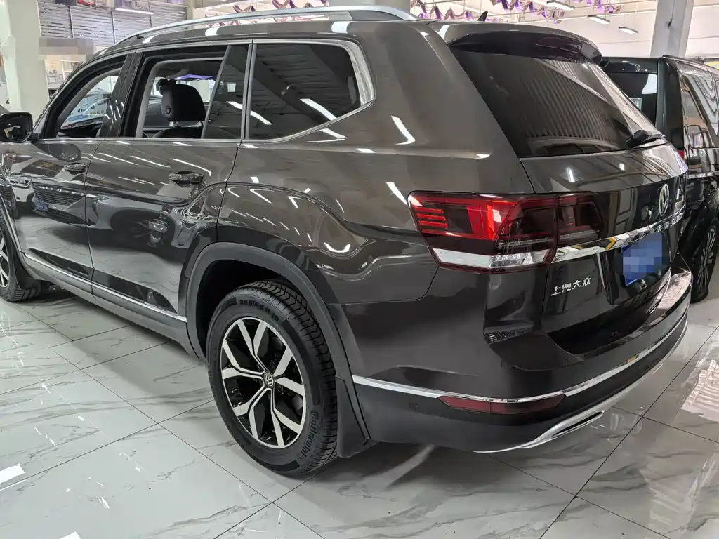 Touron 2019 380TSI four-wheel drive luxury version National VI купить на сайте DeffCars