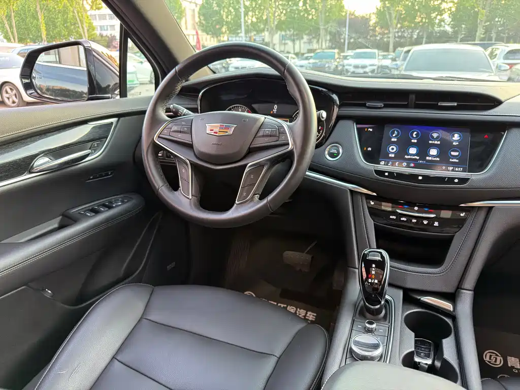 Cadillac XT5 2021 28T luxury model купить на сайте DeffCars