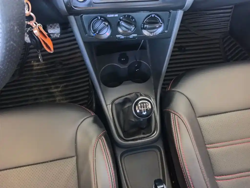 Polo 2016 1.4L manual fashion model купить на сайте DeffCars