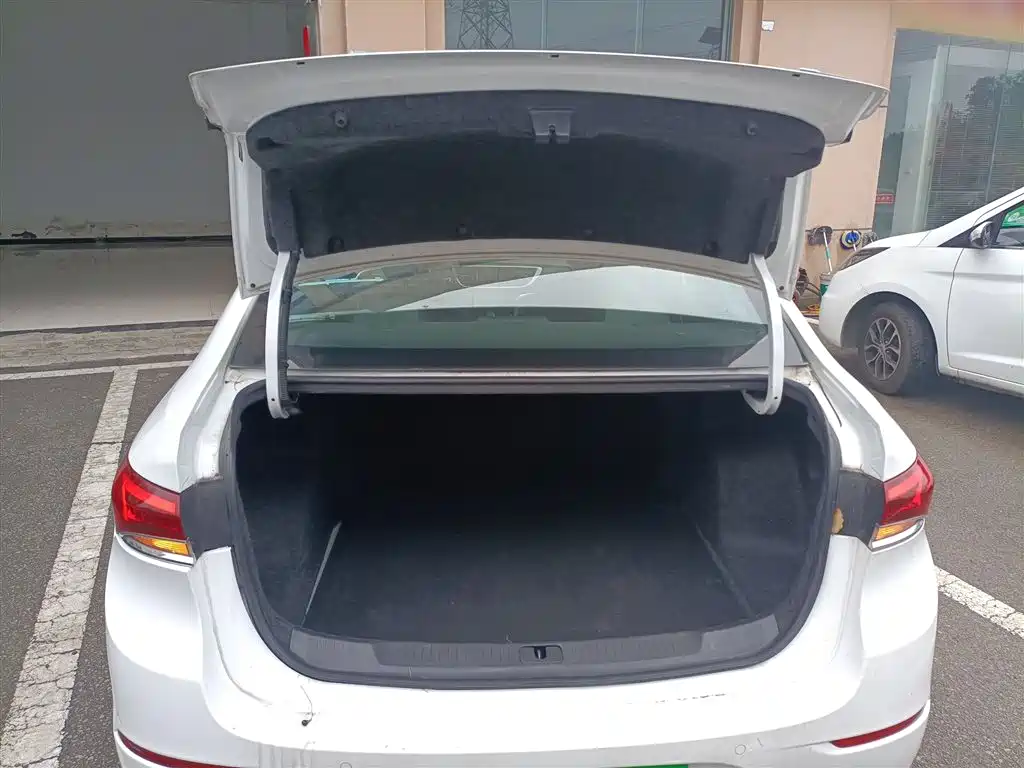 Yinglang 2021 facelift 1.3T automatic light hybrid elite model купить на сайте DeffCars