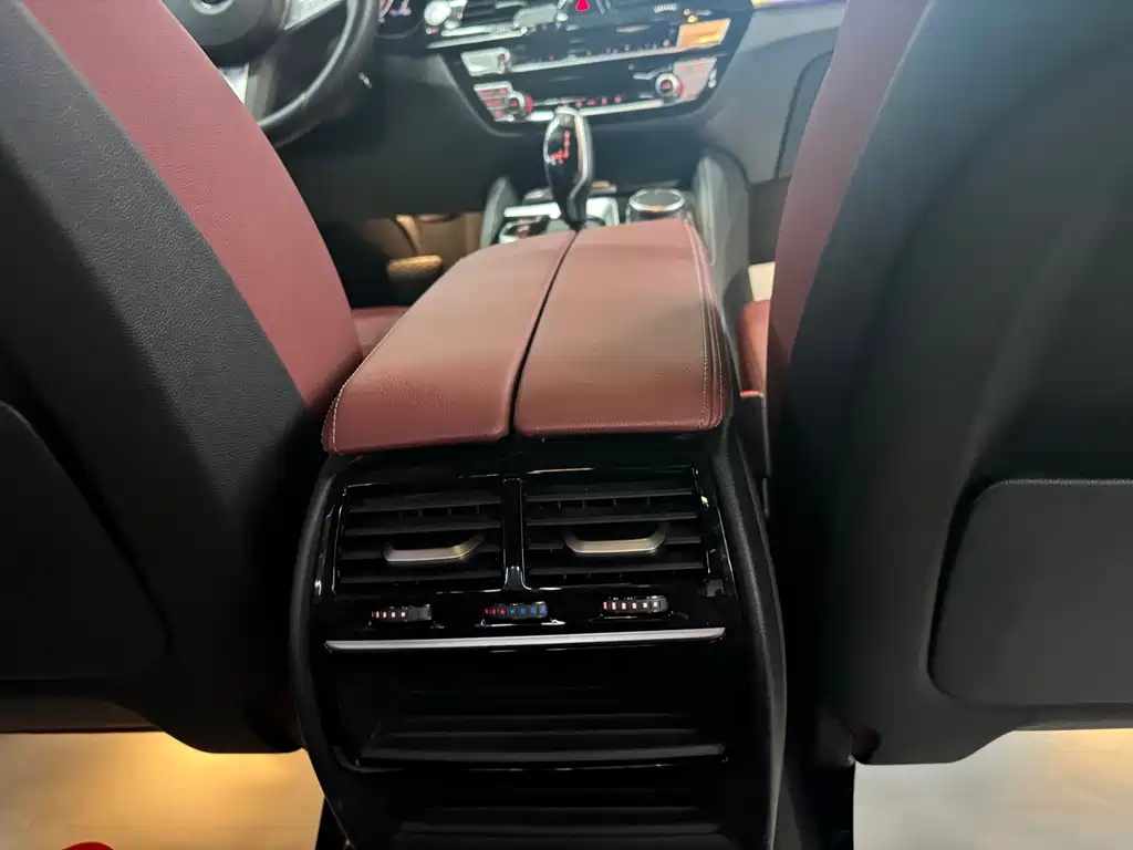 BMW 5 Series 2022 525Li M Sport Kit купить на сайте DeffCars
