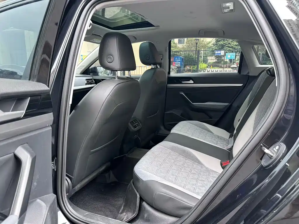 Lavida 2023 280TSI DSG Manyi Edition купить на сайте DeffCars