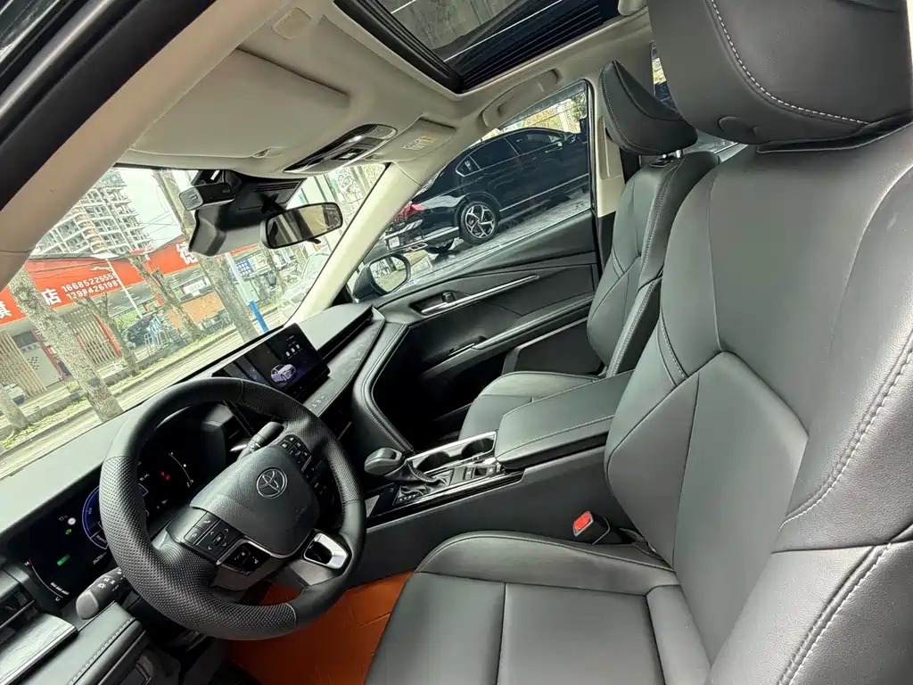 Camry 2024 Dual Engine 2.0HE Elite Edition купить на сайте DeffCars