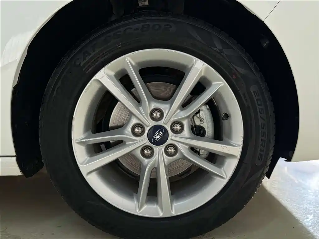 Forex 2019 facelift 1.5L automatic enjoyment type National VI купить на сайте DeffCars