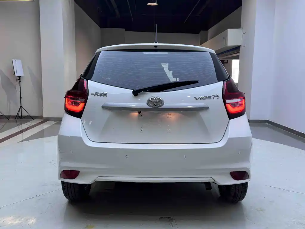 Vios FS 2022 1.5L CVT Fenchi CARE Edition купить на сайте DeffCars