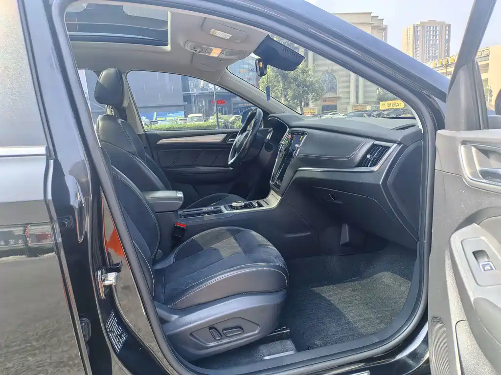 Roewe RX5 New Energy 2017 ERX5 EV400 Electric Internet Extreme Edition купить на сайте DeffCars
