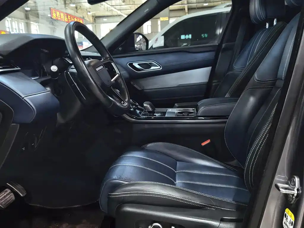 Range Rover Velar 2022 250PS Glitter Gold Collector’s Edition купить на сайте DeffCars