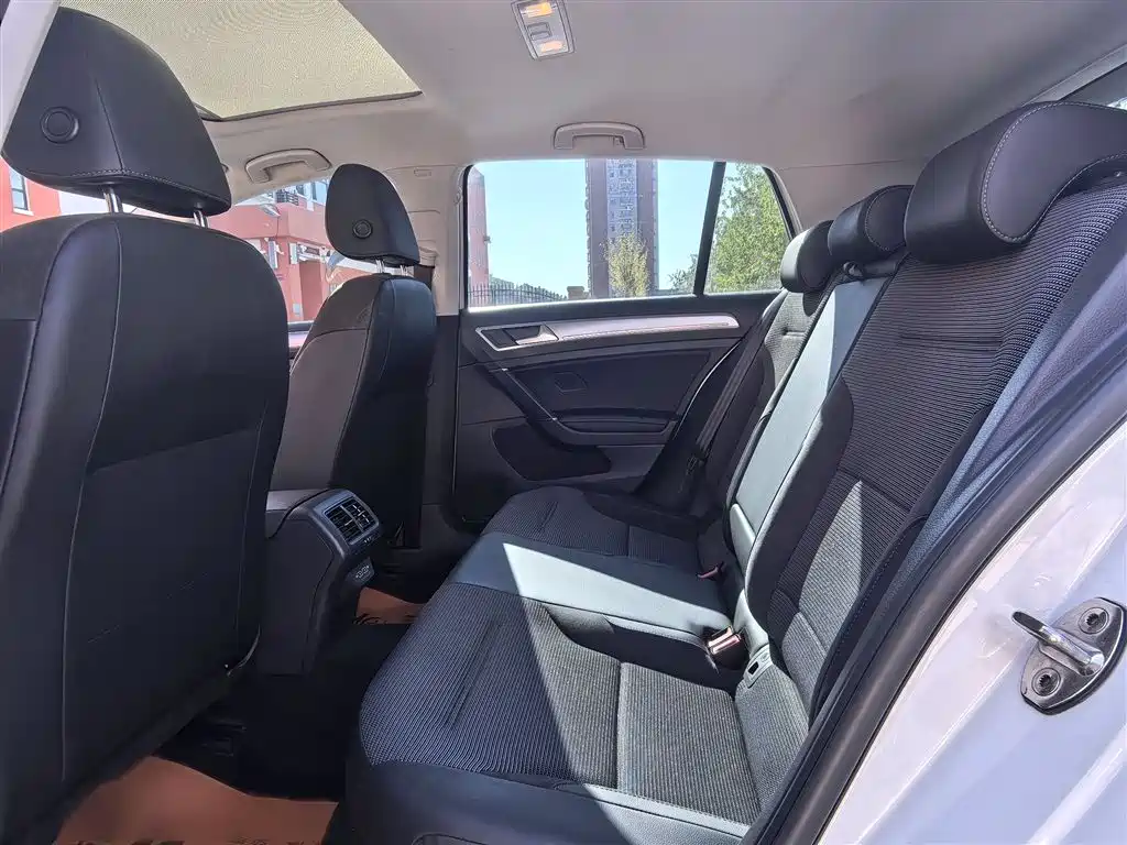 Golf 2019 280TSI DSG comfort model National VI купить на сайте DeffCars