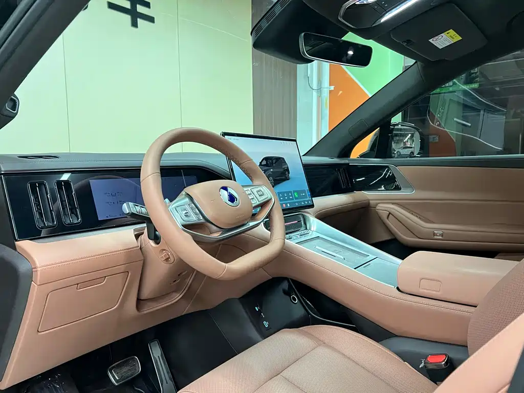 Denza N8L 2025 Honor Model купить на сайте DeffCars