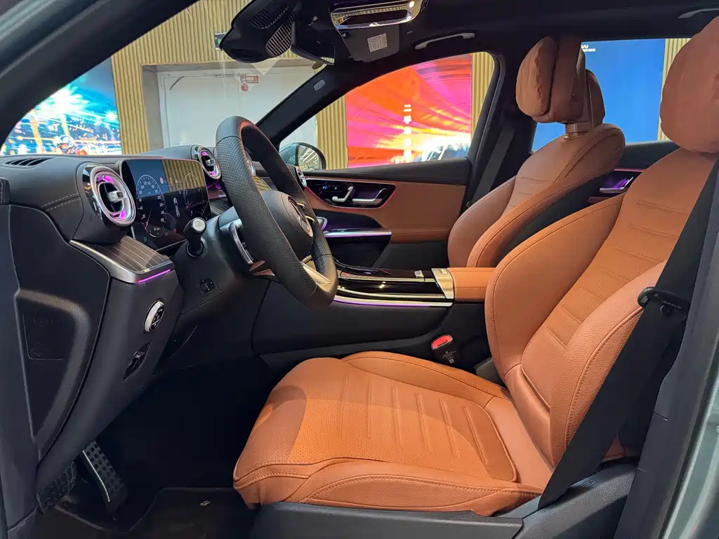 Mercedes-Benz GLC 2025 GLC 300 L 4MATIC luxury model 5 seats купить на сайте DeffCars