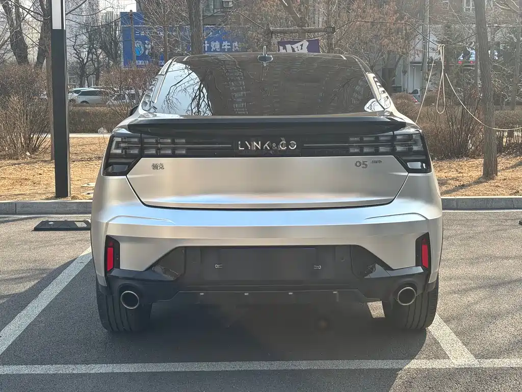 Lynk & Co 05 2022 2.0TD four-wheel drive Halo купить на сайте DeffCars