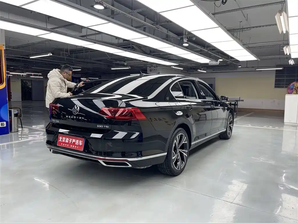 Magotan 2021 330TSI DSG 30th Anniversary Edition купить на сайте DeffCars
