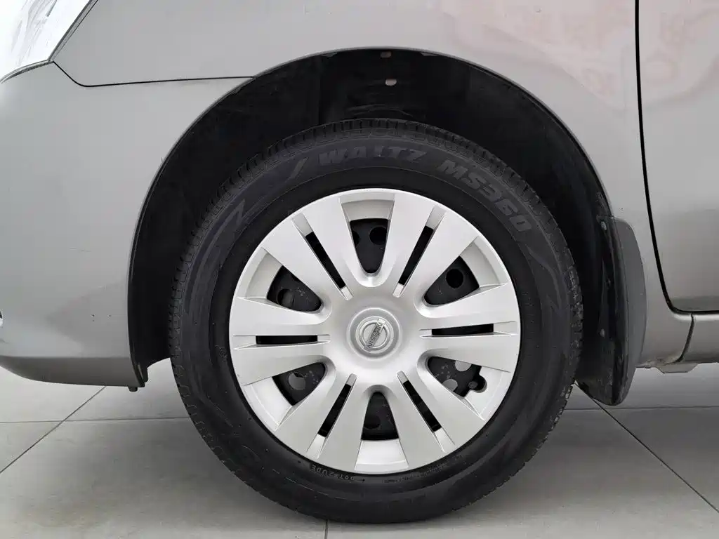 Liwei 2015 1.6XE manual comfort version купить на сайте DeffCars
