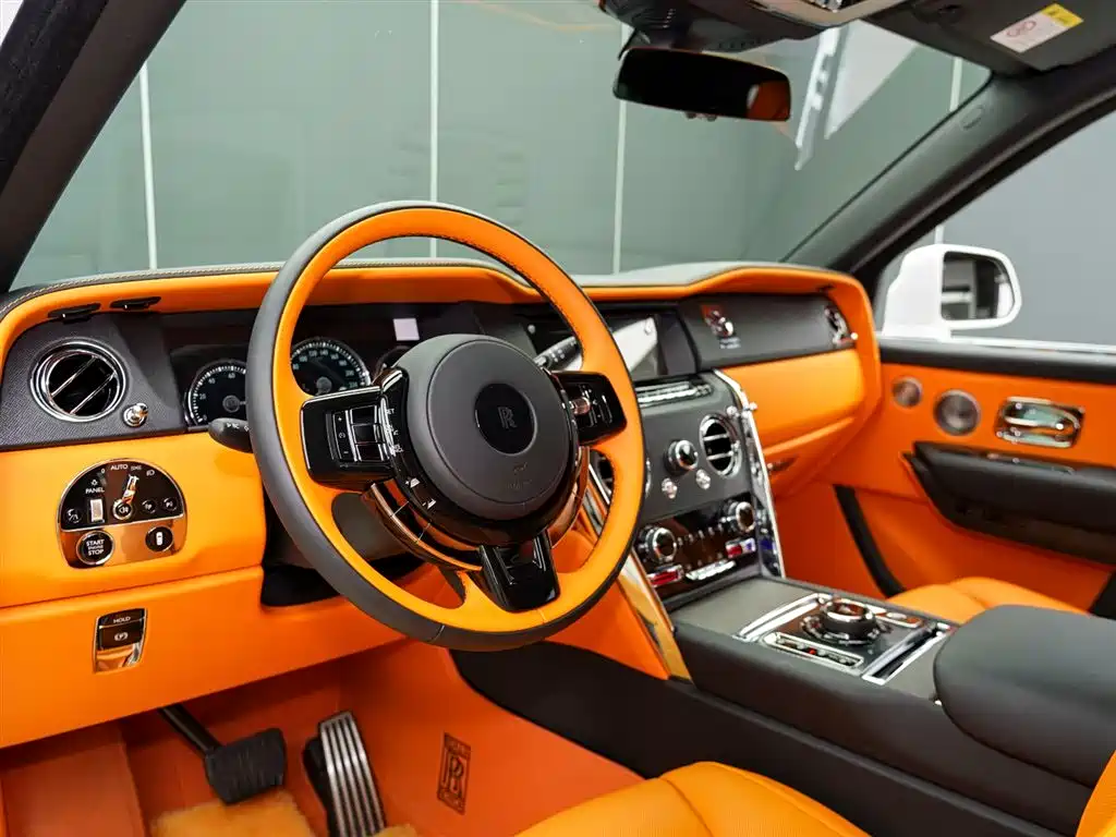 Cullinan 2024 four-seat version купить на сайте DeffCars