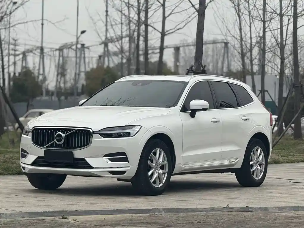 Volvo XC60 2021 T5 four-wheel drive Zhiyi Luxury Edition купить на сайте DeffCars