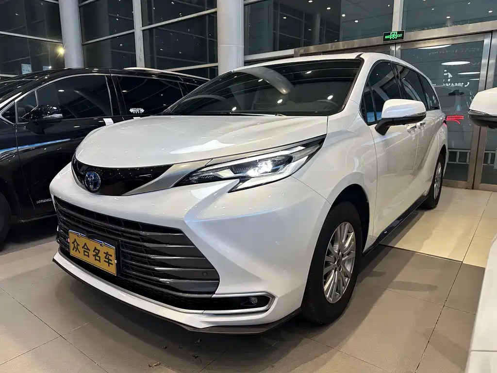 SIENNA 2021 2.5L Hybrid Premium Edition купить на сайте DeffCars