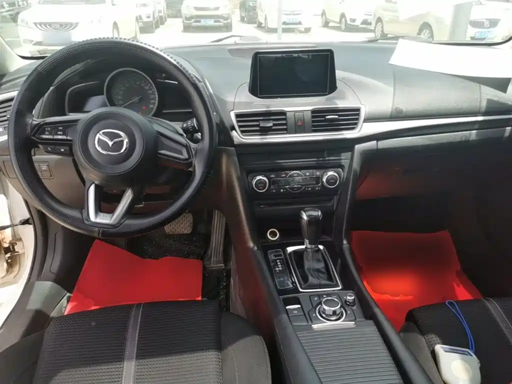 Mazda3 Angkesela 2017 sedan 1.5L automatic luxury model National V купить на сайте DeffCars