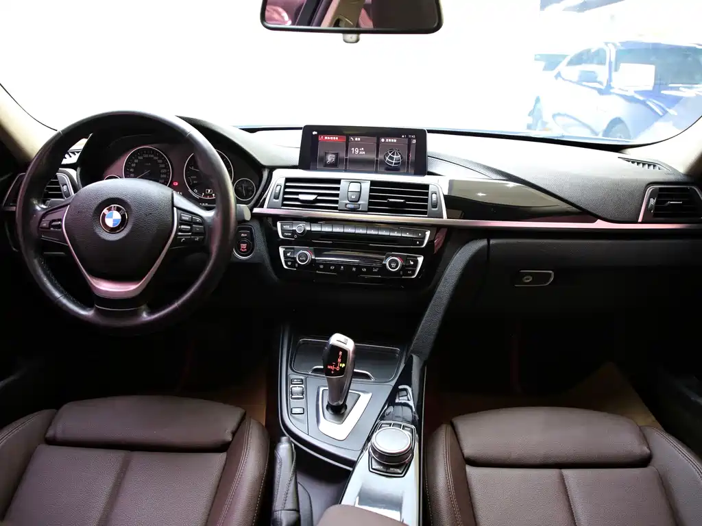 BMW 3 Series 2019 320Li Fashion Model купить на сайте DeffCars
