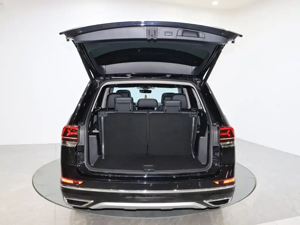 Touron 2024 380TSI four-wheel drive luxury version купить на сайте DeffCars