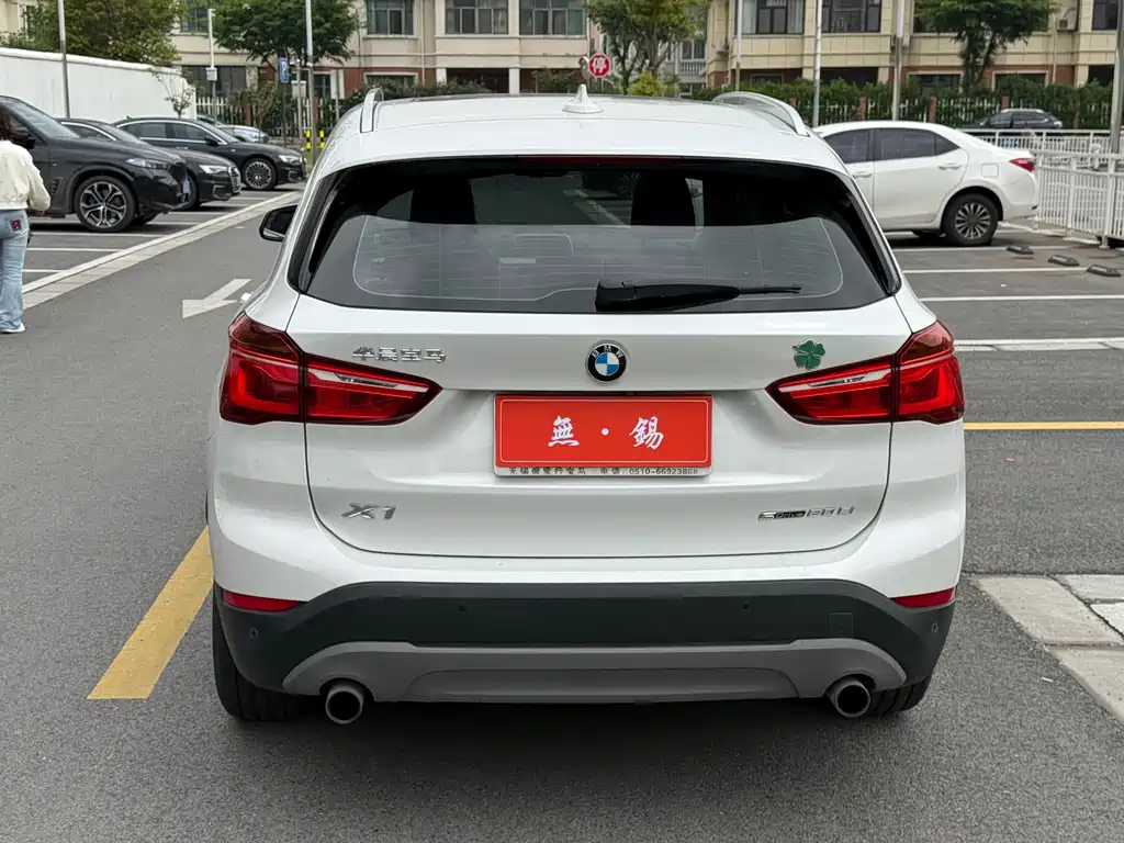 BMW X1 2019 sDrive20Li Leading Model купить на сайте DeffCars