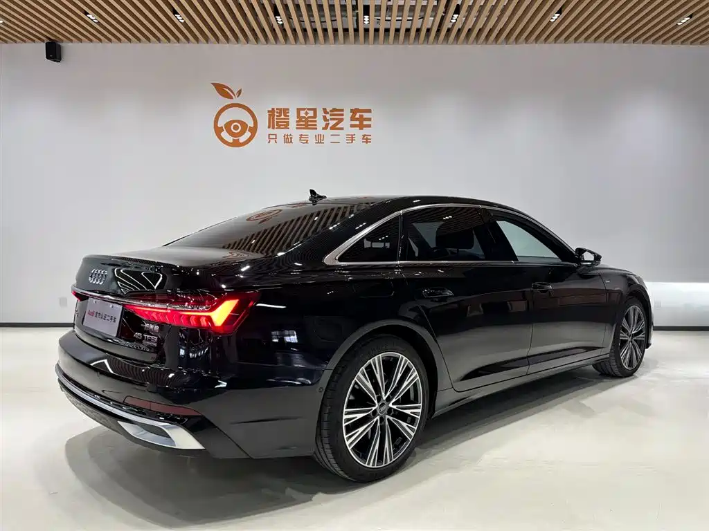 Audi A6L 2025 45 TFSI quattro premium dynamic model купить на сайте DeffCars