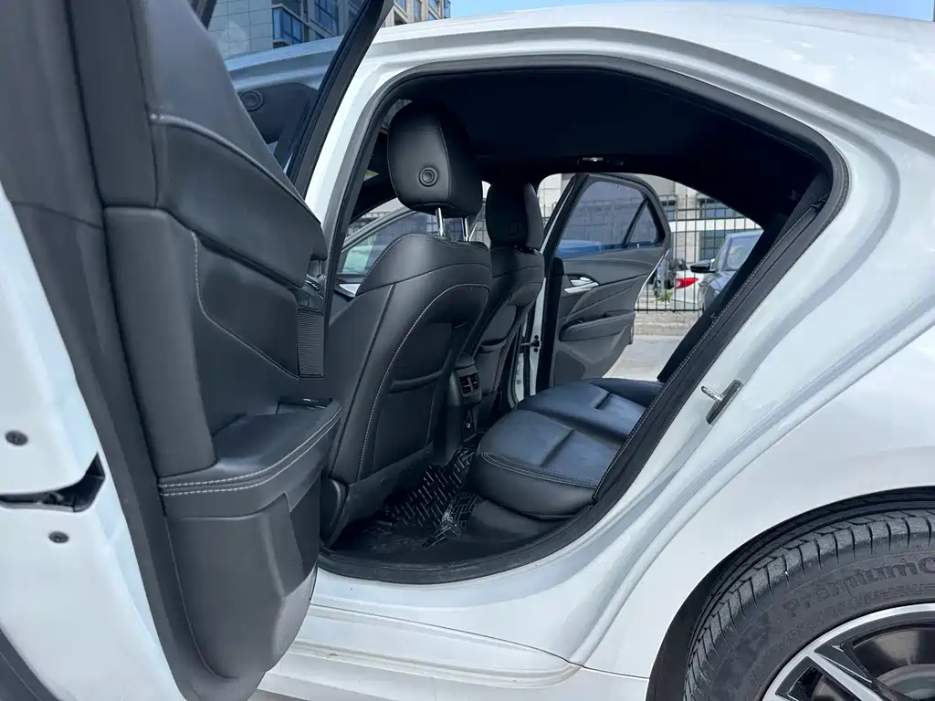 Cadillac CT4 2023 25T luxury model купить на сайте DeffCars